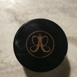 Anastasia Beverly Hills dip brow pomade